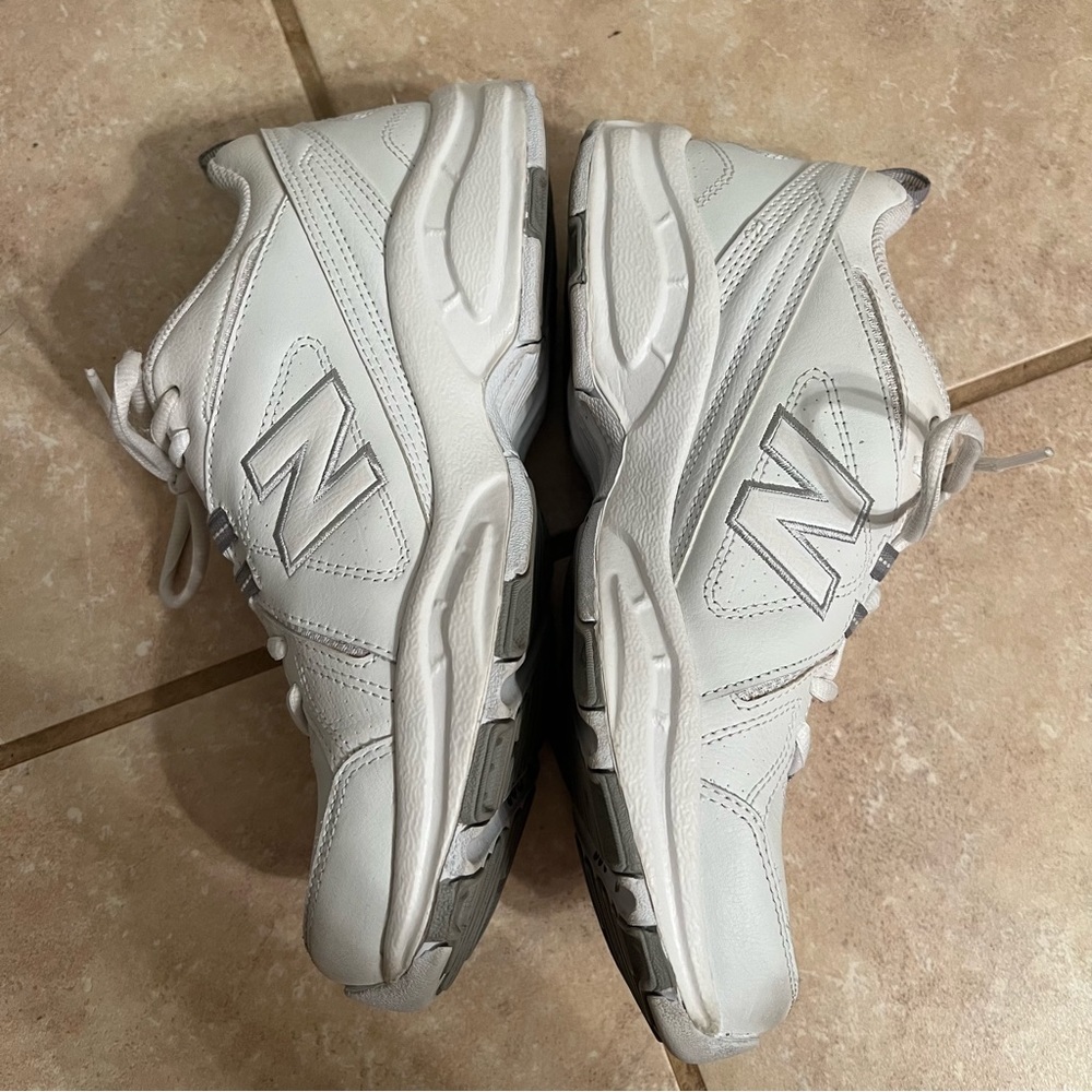 New Balance White/Grey 608 v3 Sneaker 9.5 - Picture 3 of 11
